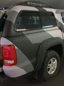 VW AMAROK КАМУФЛЯЖ 1