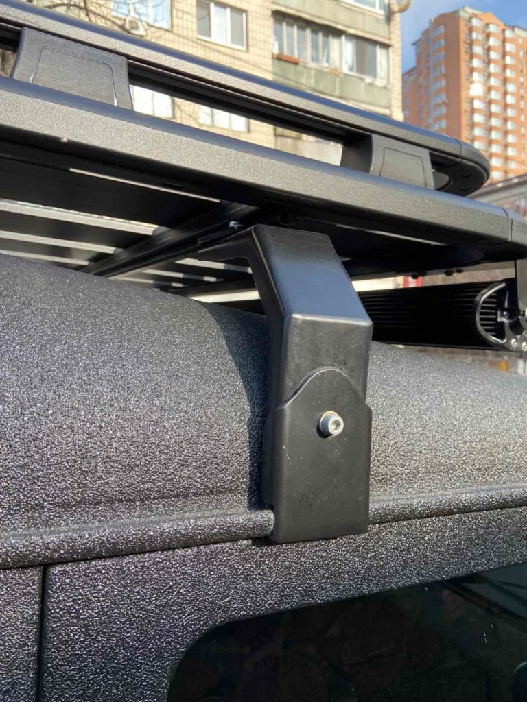 LAND ROVER DEFENDER 90 кріплення верхнього багажника