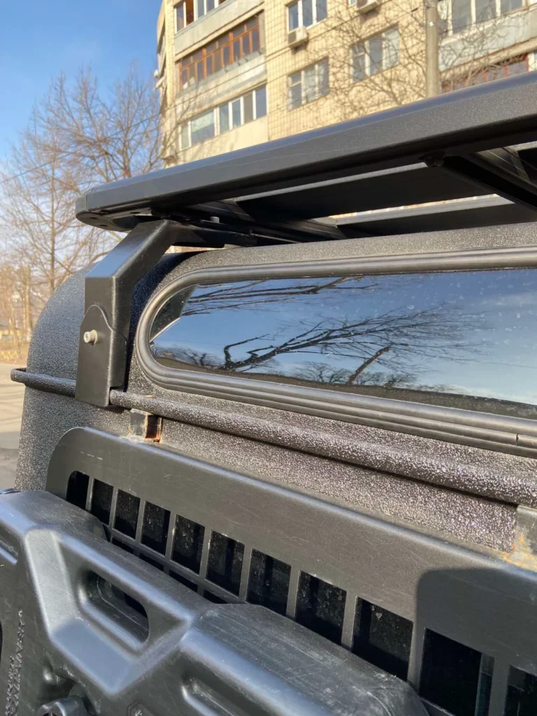 LAND ROVER DEFENDER 90 кріплення верхнього багажника