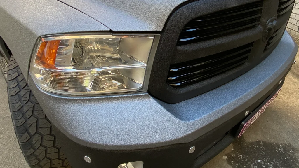 DODGE RAM 1500 із захистом LINE-X та IMRON 700 для захисту від ультрафіолету