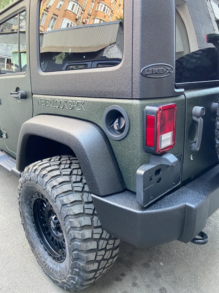 JEEP WRANGLER JK RUBICON із захистом LINE-X та IMRON 700 для захисту від ультрафіолету