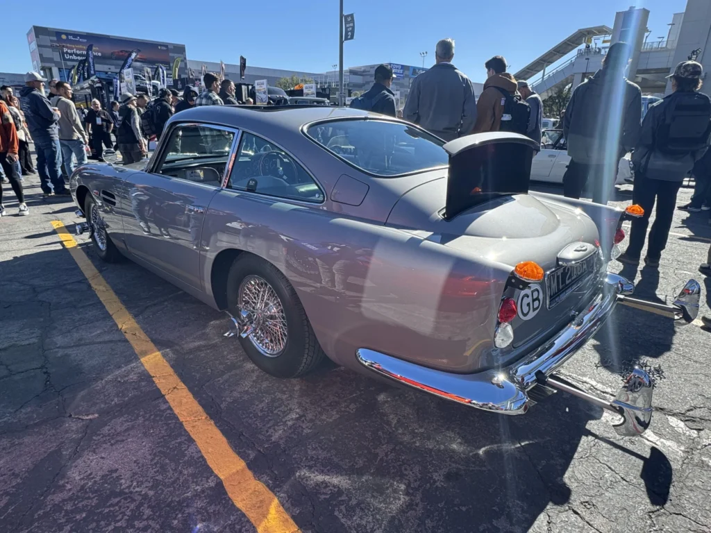 SEMA 2024 завершилася! 1965 Aston Martin DB5 by Bruce Yarnell