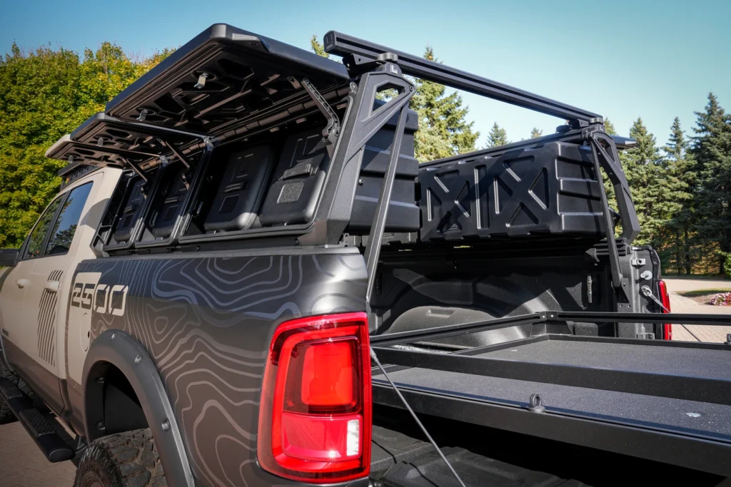 Вантажний відсік концепта RAM 2500 Power Wagon.