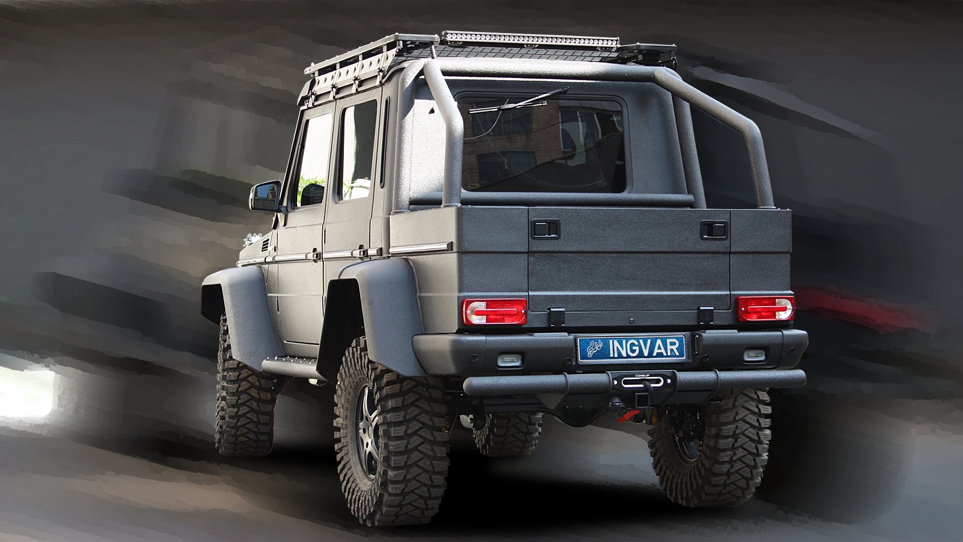 Mercedes-Benz G-class Pickup NEMESIS. Вид ззаду.