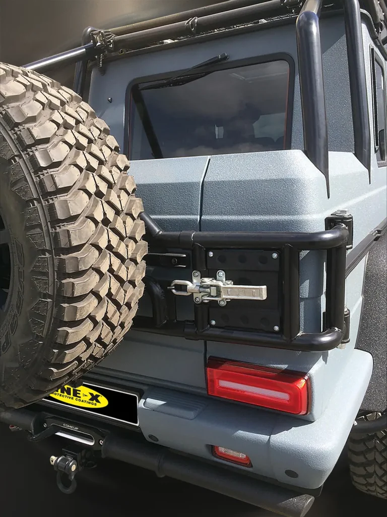 MB G-class ALFA 55. Силовий поворотний кронштейн навіски запасного колеса