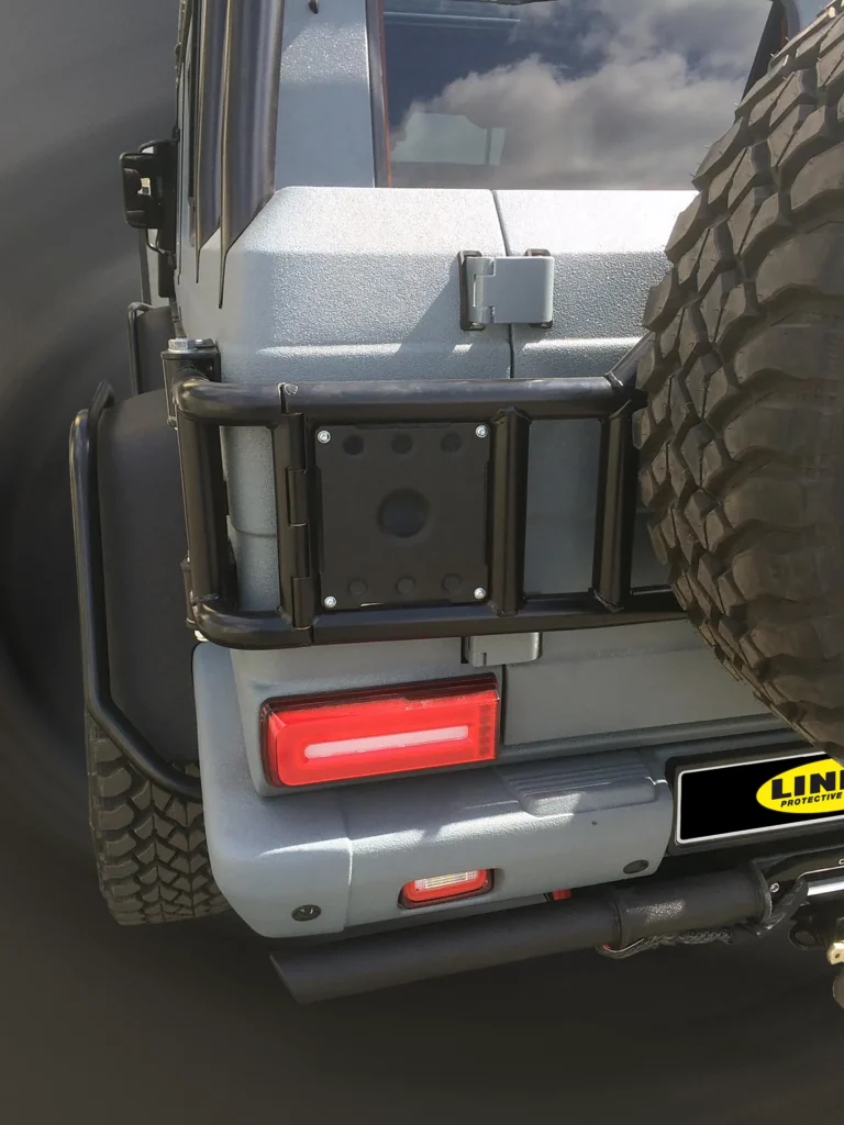 MB G-class ALFA 55. Силовий поворотний кронштейн навіски запасного колеса