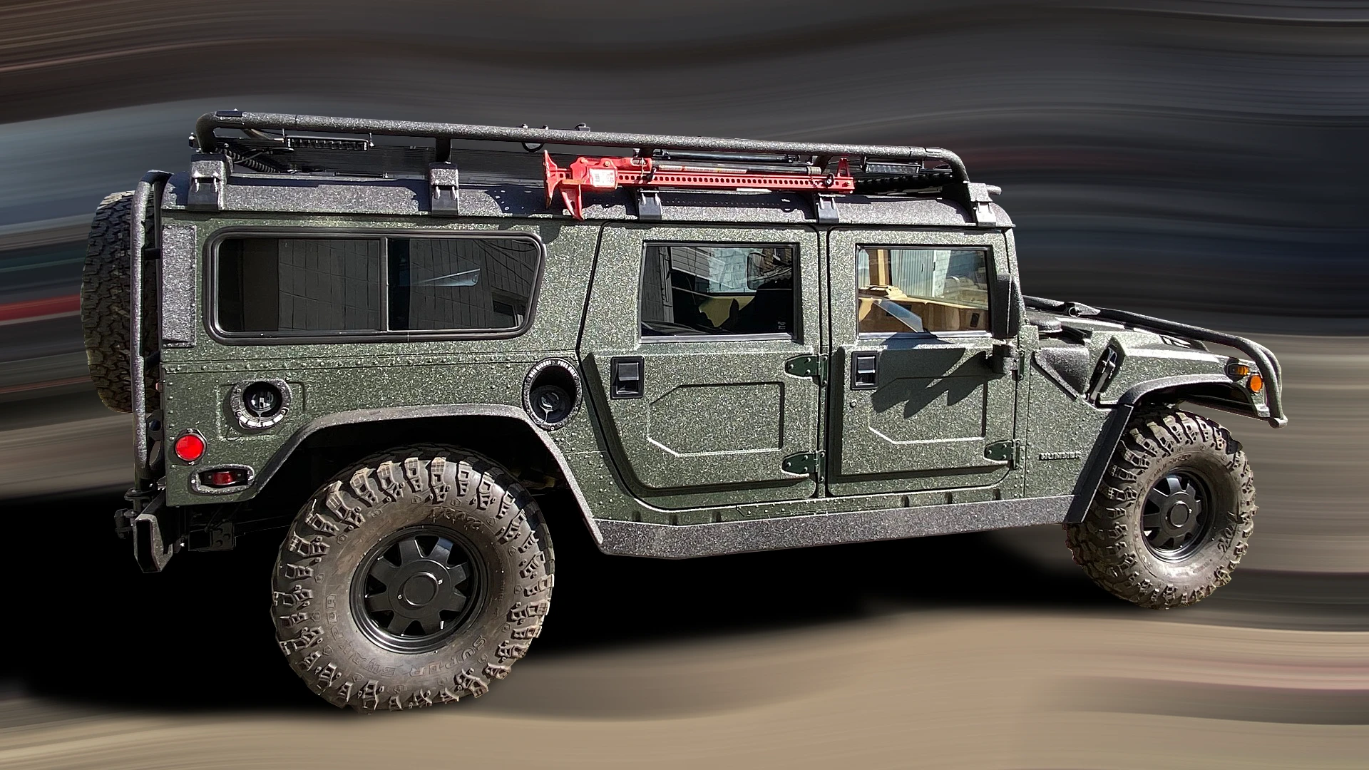 HUMMER H1 в повному спорядженні.