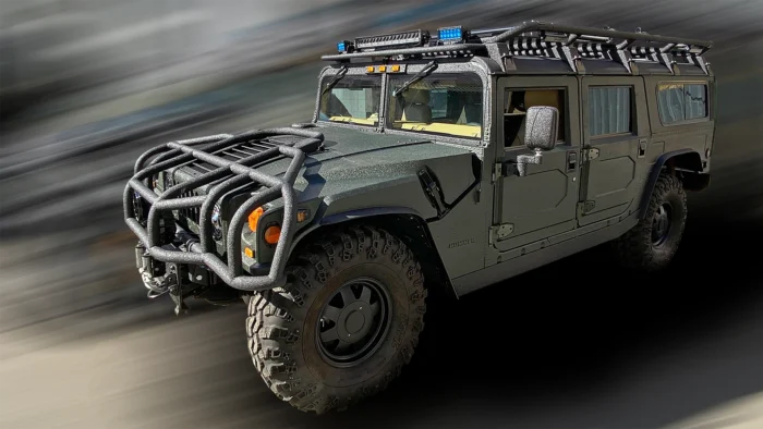 HUMMER H1 в повному обладнанні.